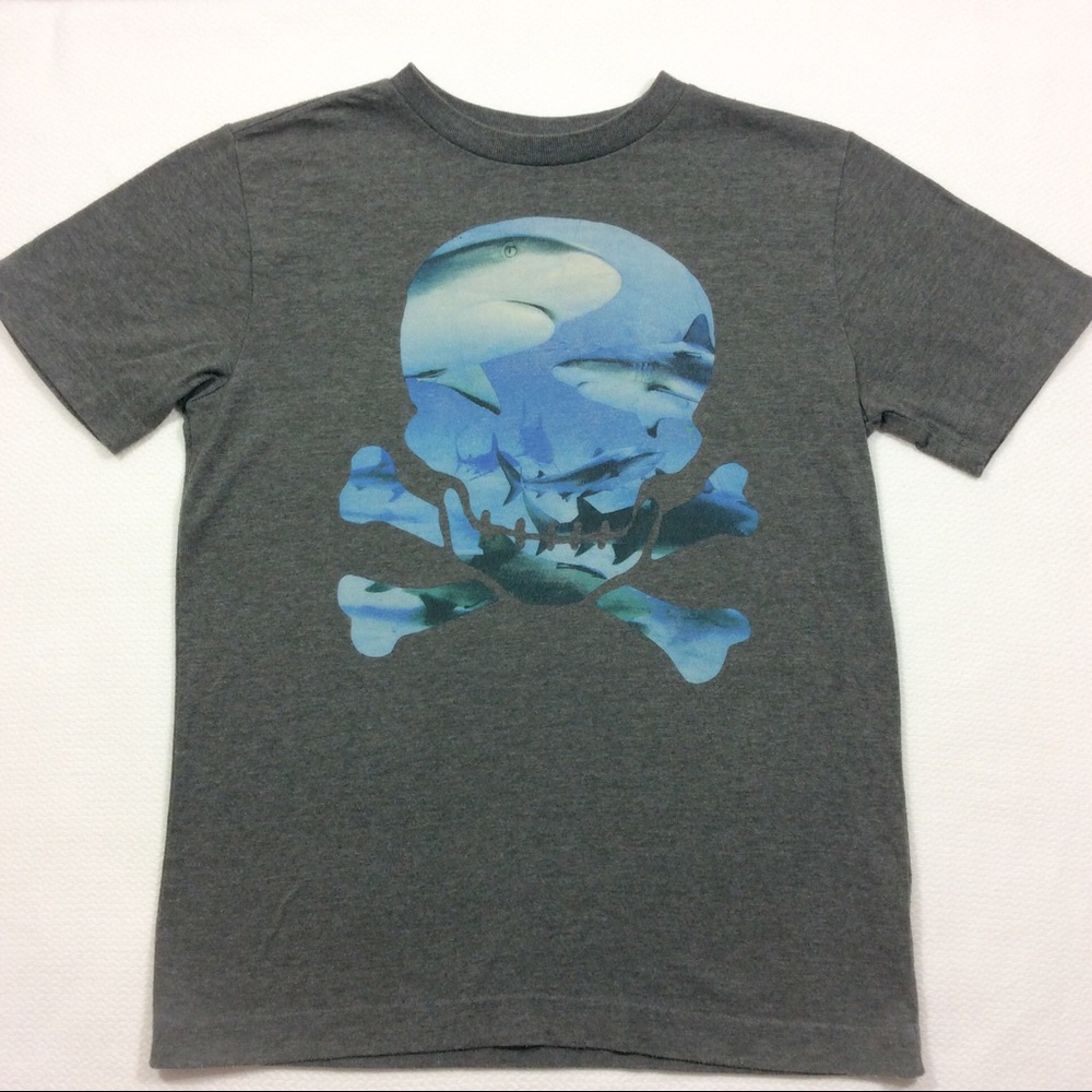 🦈 Grey Shark Skull Graphic T Shirt Like New 🦈
